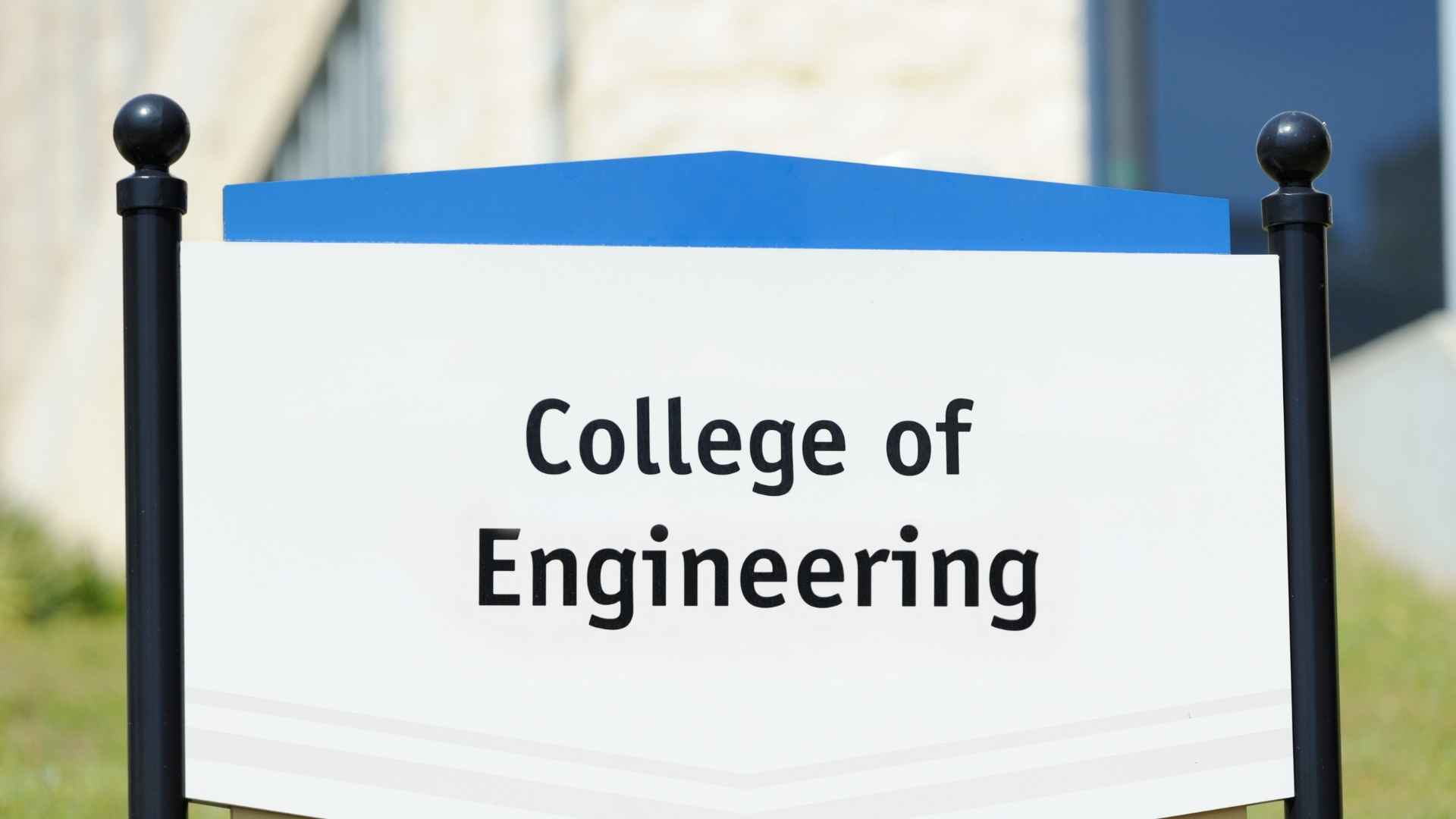 קח את הקריירה ההנדסית שלך לגבהים חדשים במכללת תל חי להנדסאים